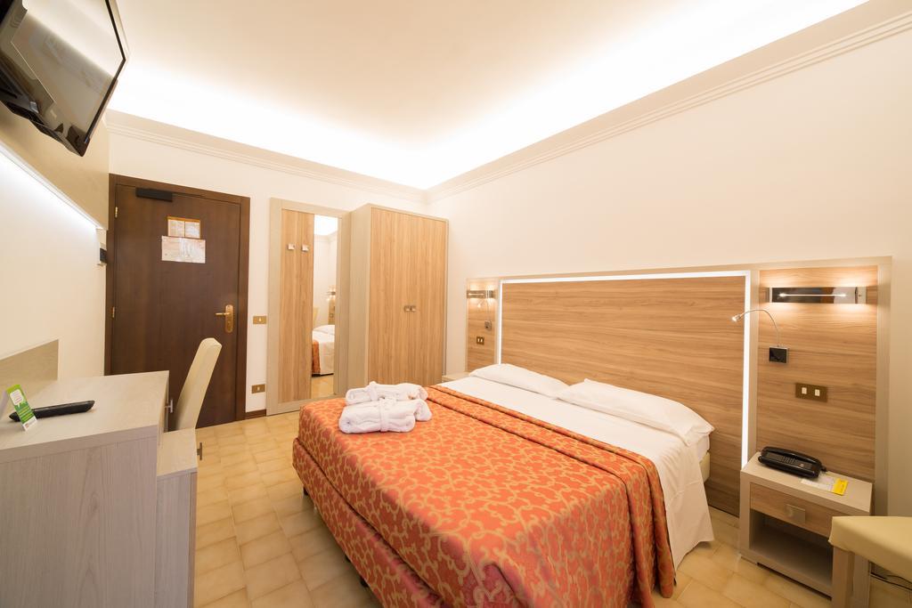 Hotel Carancini Salsomaggiore Terme Exterior foto